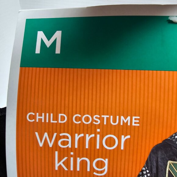 New Child Boy Costume Warrior King Knight Black Armor Silver Tunic Boot tops M - Picture 7 of 7